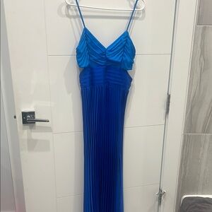 Elegant Blue Pleated Dress